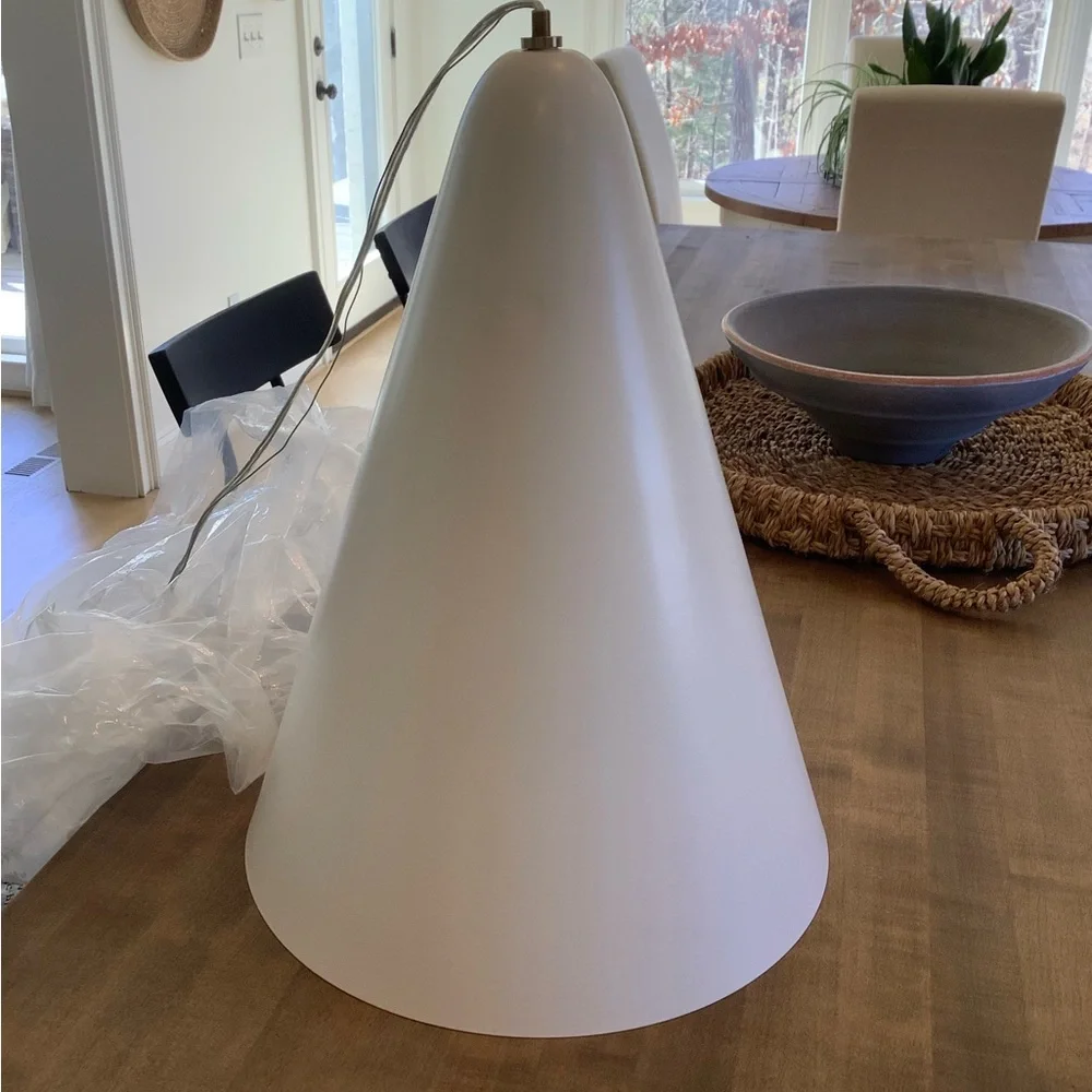West Elm large Coco pendant❤️❤️❤️❤️